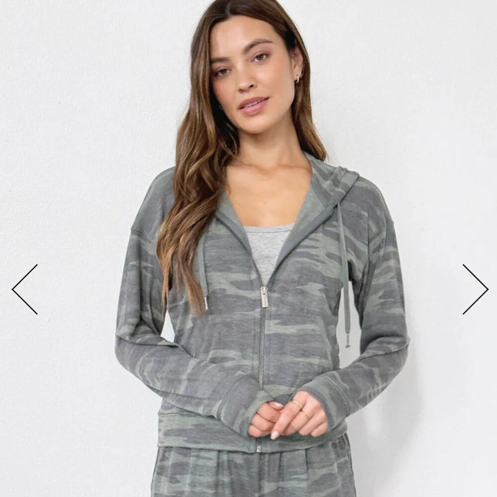 NWT - Splendid Olive Branch Supersoft Zip Up Hoodie in Camo